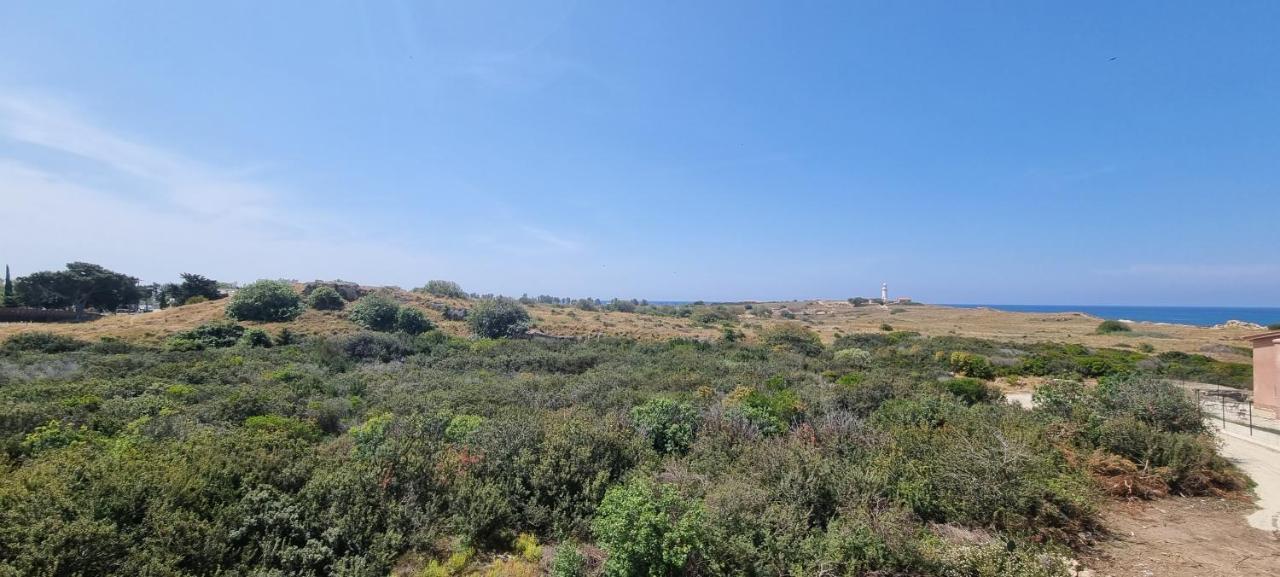 Ancient Paphos - Cozy Place Next To The Sea, Marina, Historical Sites, Buses, Mall, And Market Buitenkant foto